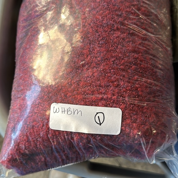 WHITE HOUSE BLACK MARKET Red side zip exaggerated collar woman soft sweater XS - Picture 12 of 12